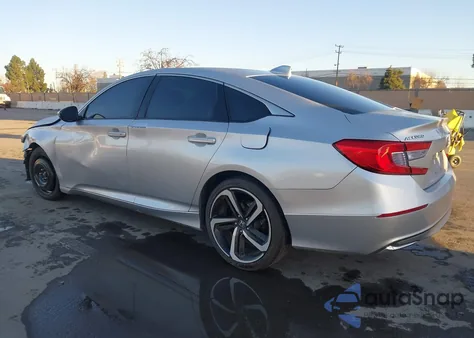 2019 Honda Accord Hybrid z USA, uszkodzony, nr VIN 1HGCV3F13KA013579